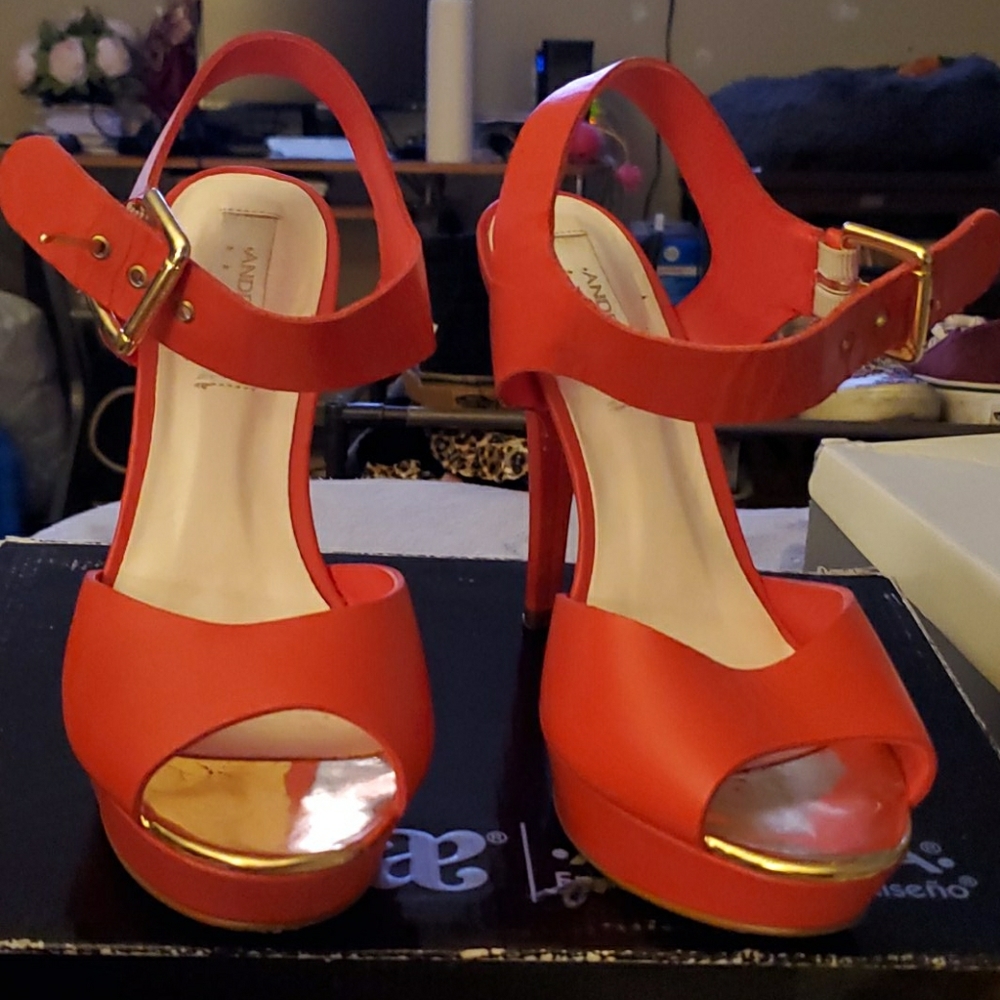 Andrea Red Heels